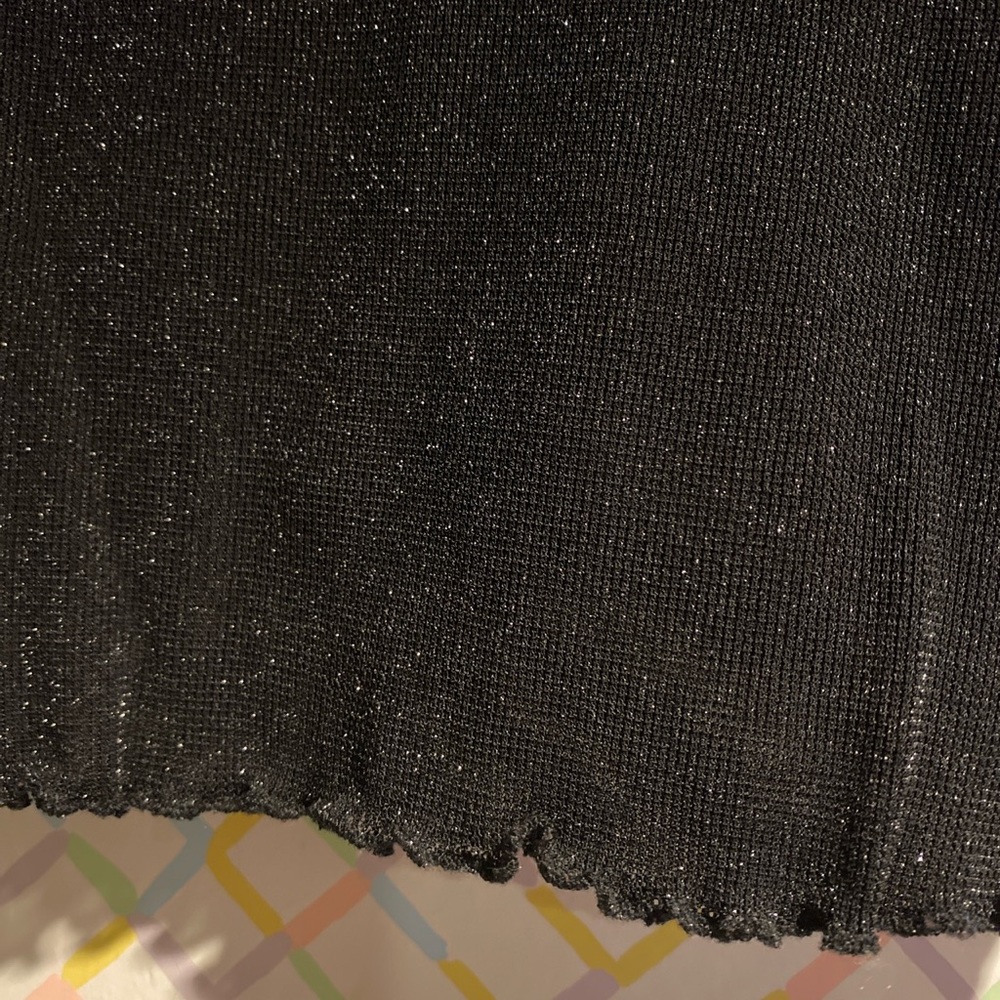 🌟 Sparkly Black Mesh Top ✨ - Picture 3 of 4